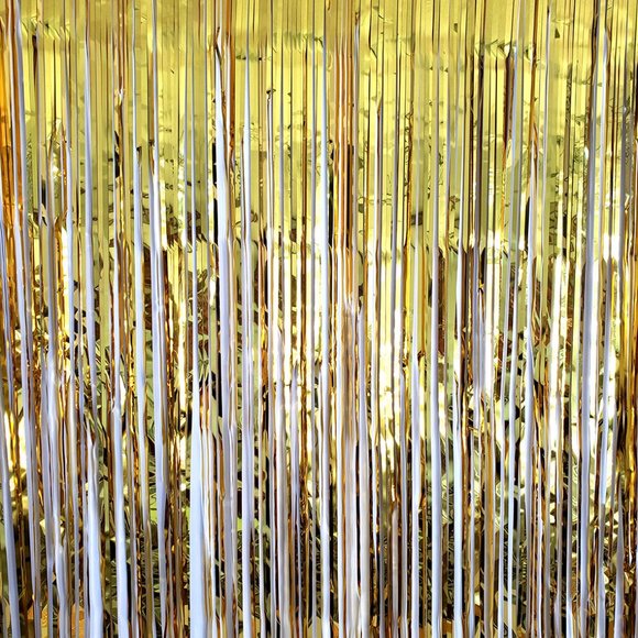 Gold Party Decoration Set 78 Pieces - Picture 4 of 8